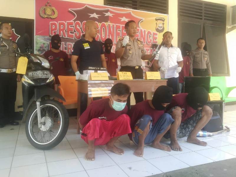 Bobol Rumah Kosong, 3 Remaja Dibekuk