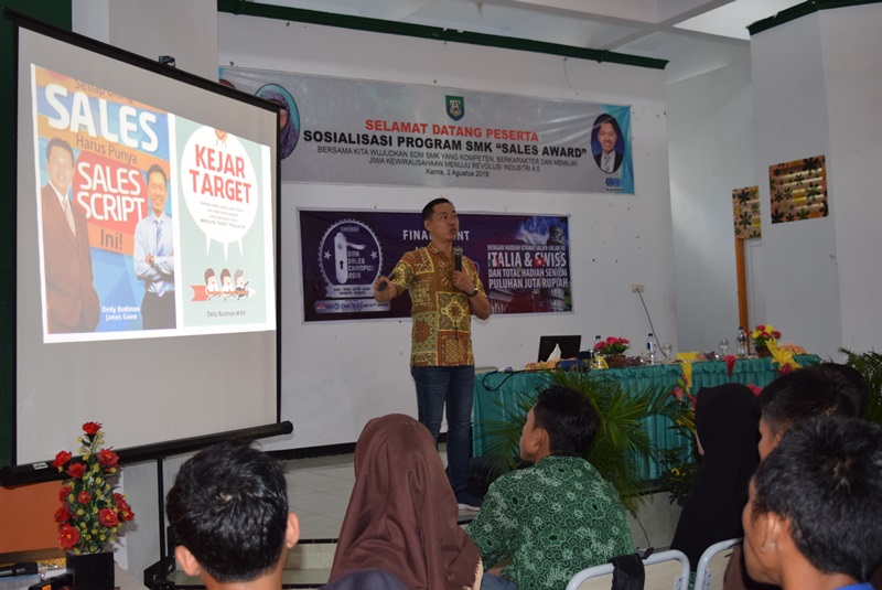 SMK Datangkan Motivator Nasional