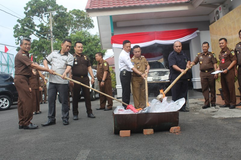 Supervisi Kejagung,  Musnahkan Barang Bukti Narkoba