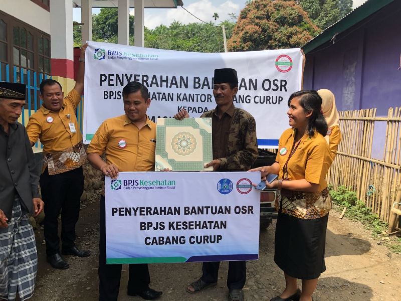 BPJS Serahkan  Bantuan OSR