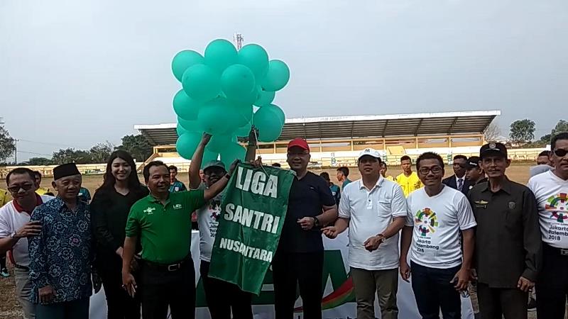 Menteri PDTT Buka Liga Santri Nusantara 2018 di Stadion Semarak Bengkulu