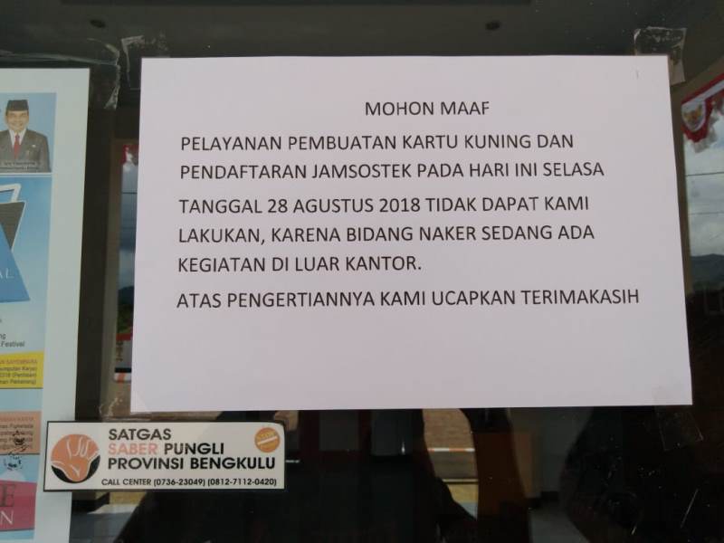 Kantor Disnakertrans  Tutup Saat Jam Kerja