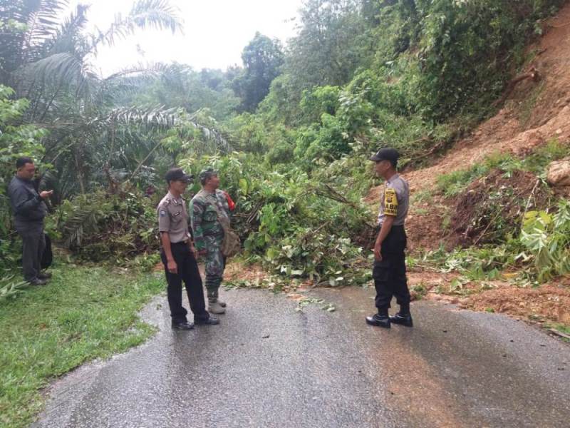 Banjir dan Longsor  Masih Mengancam