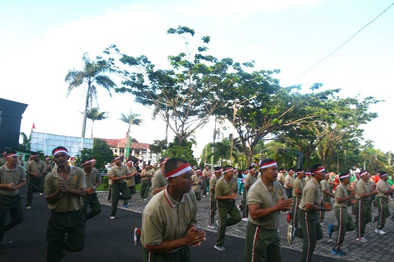 TNI Raih Rekor Muri Senam Gemu Famire