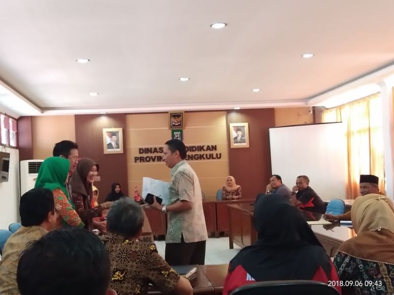 Gelorakan Senam Germas Sehat Tingkat Pelajar