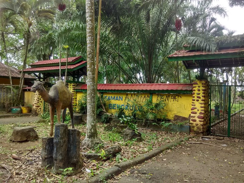 Terbengkalai, Dewan Desak Gubernur Kelola Taman Remaja