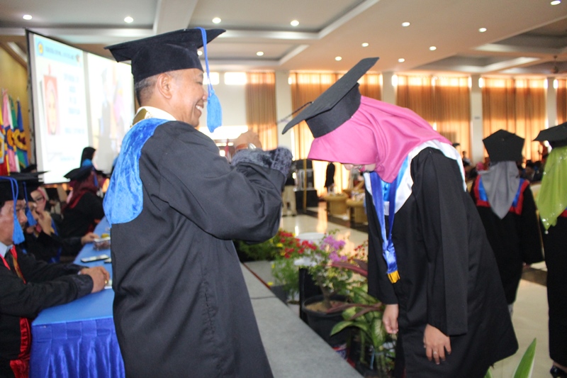 Unihaz Wisuda 494 Lulusan