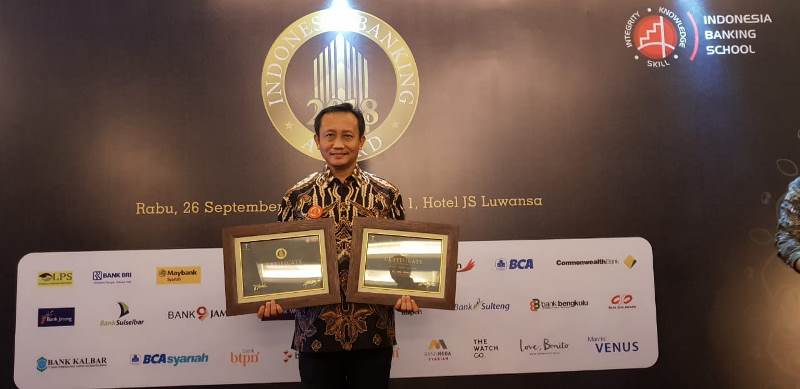Bank Bengkulu Raih Penghargaan Indonesia Banking Award 2018