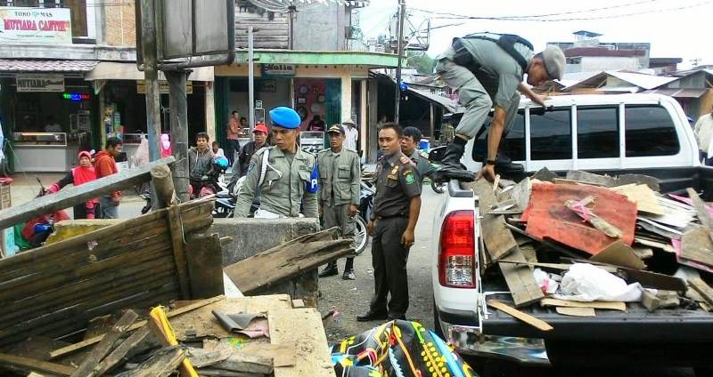 10 Pedagang Ditindak Tegas