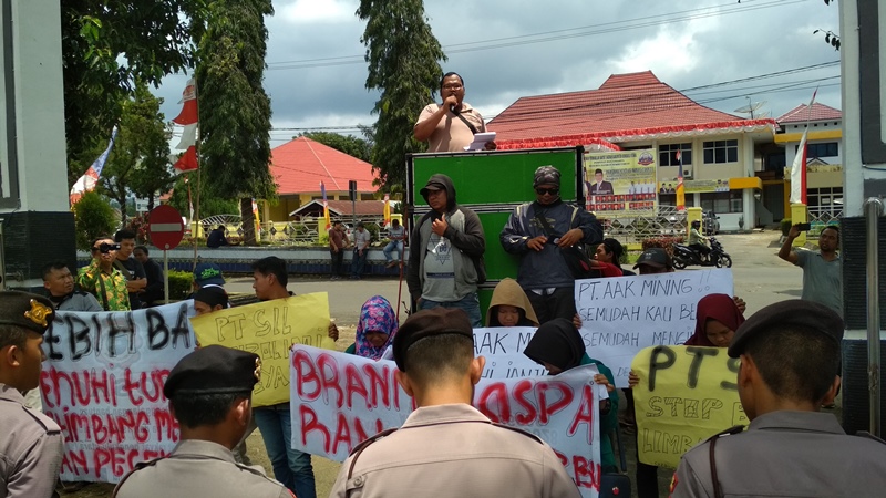 Desak Copot Kadis PU  dan Tindak PT SIL