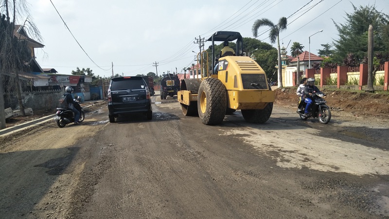 Pelebaran Jalan  Zainul Arifin  Terkendala