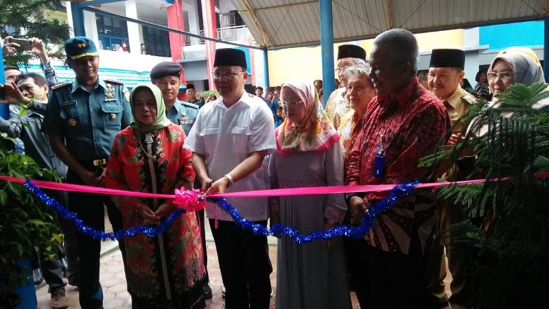 Gubernur Resmikan Gedung Fisipol Unihaz