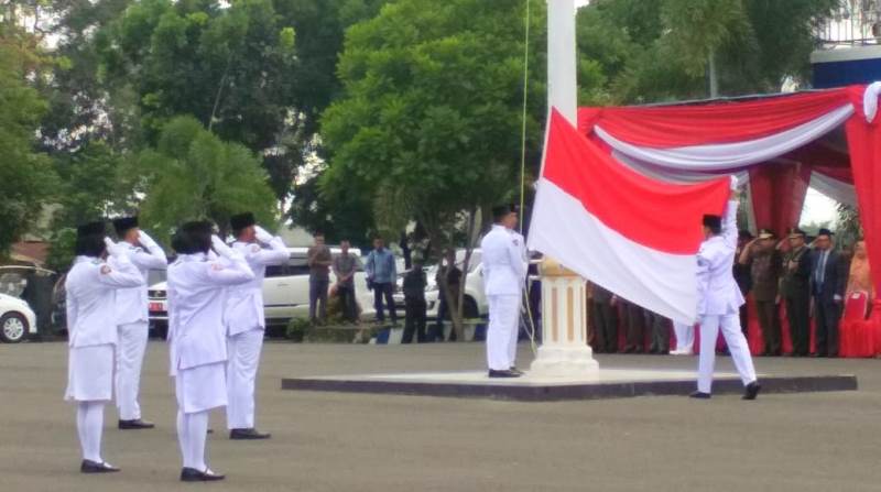 Sumpah Pemuda, Tingkatkan Daya Saing