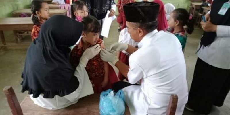 Sekolah Jadwalkan Ulang Vaksin MR