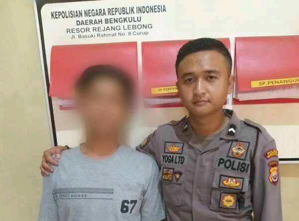 Pelajar Bobol Rumah Polisi