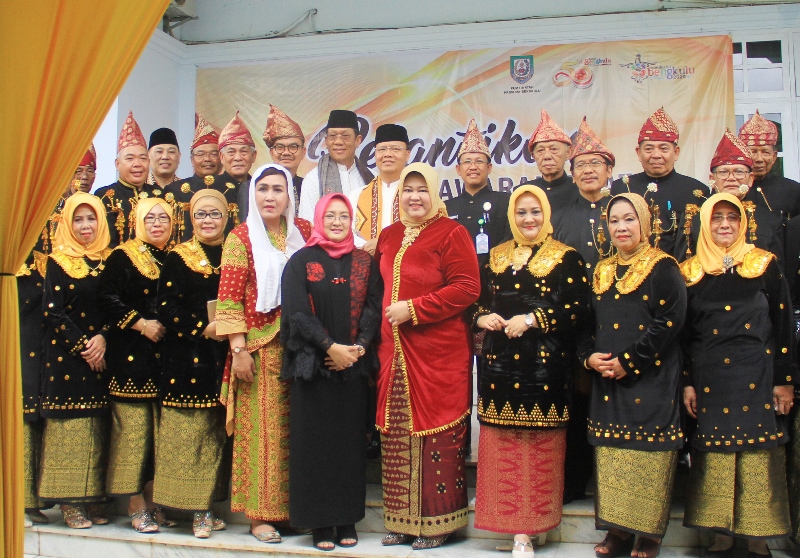 Adat Budaya Masuk  Kurikulum Sekolah