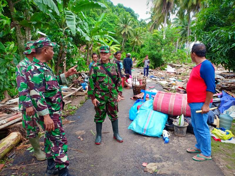 Kodam II/Sriwijaya Kerahkan Pasukan Bantu Korban Tsunami di Lampung