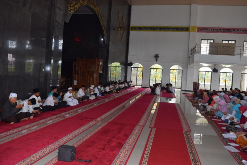 Kemenag Gelar Zikir Akbar