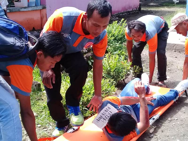 Simulasi Gempa 8,2 SR, Warga Berlarian