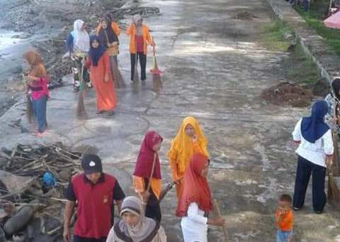 Tempatkan 30 Tukang Sapu