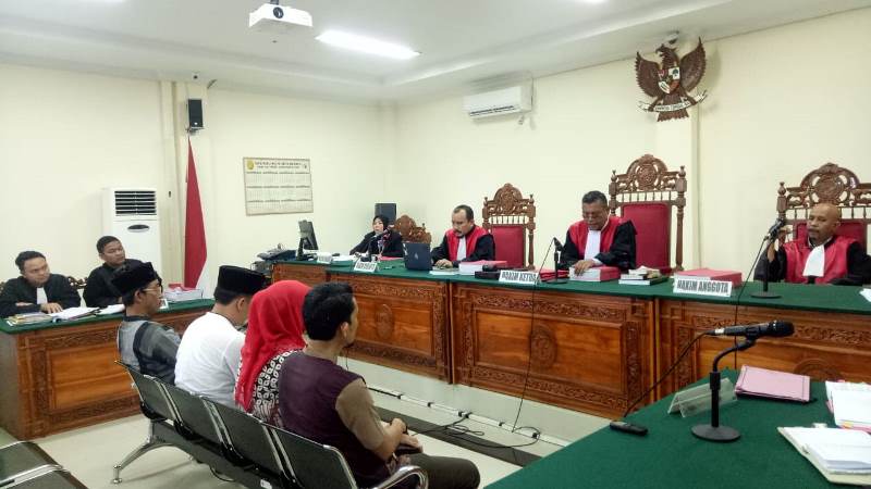 Sidang Dana BK Ditunda