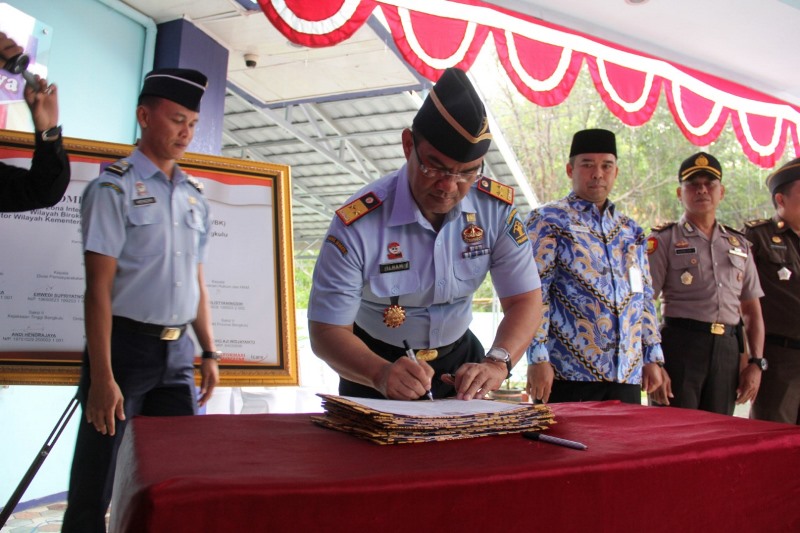 Wujudkan Birokrasi  Melayani Tanpa Korupsi