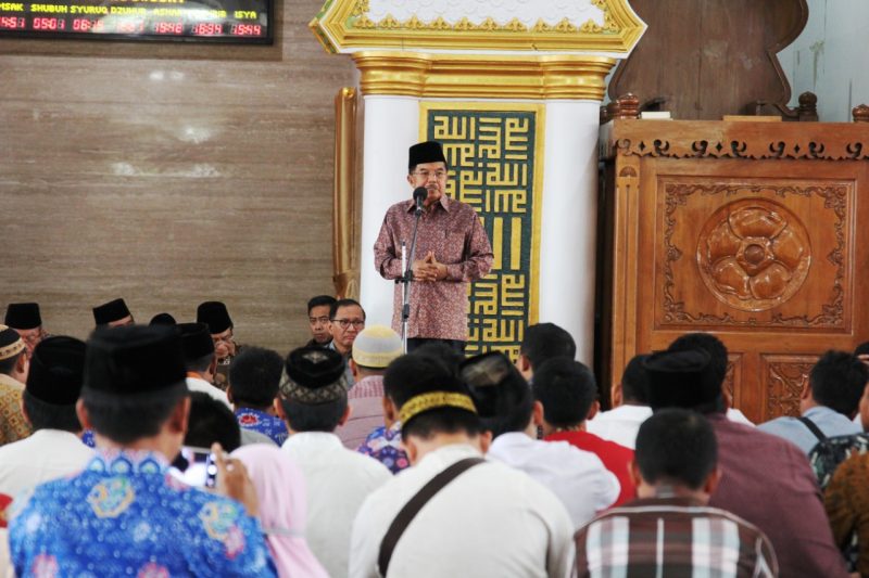 Jusuf Kalla Ajak Kaum Milenial Bengkulu Makmurkan Masjid