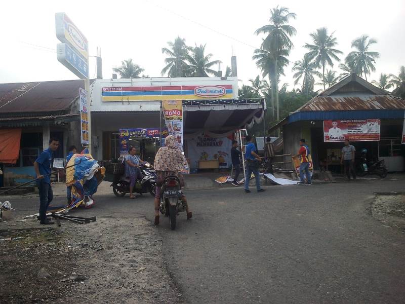 Warga Minta Pemda  Larang Indomaret