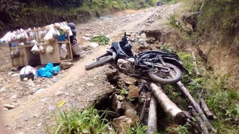 Jalan Seblat Ulu Minta Perbaikan