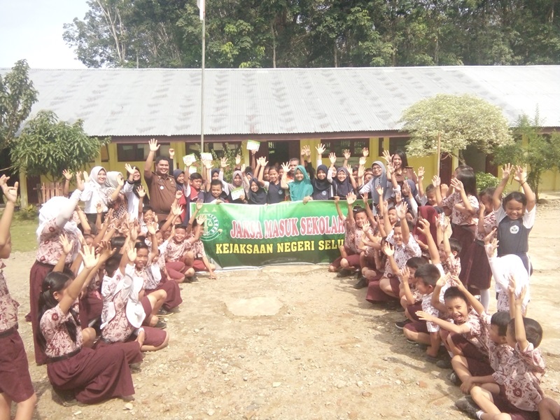 Asusila Tinggi, Kejari Datangi Sekolah