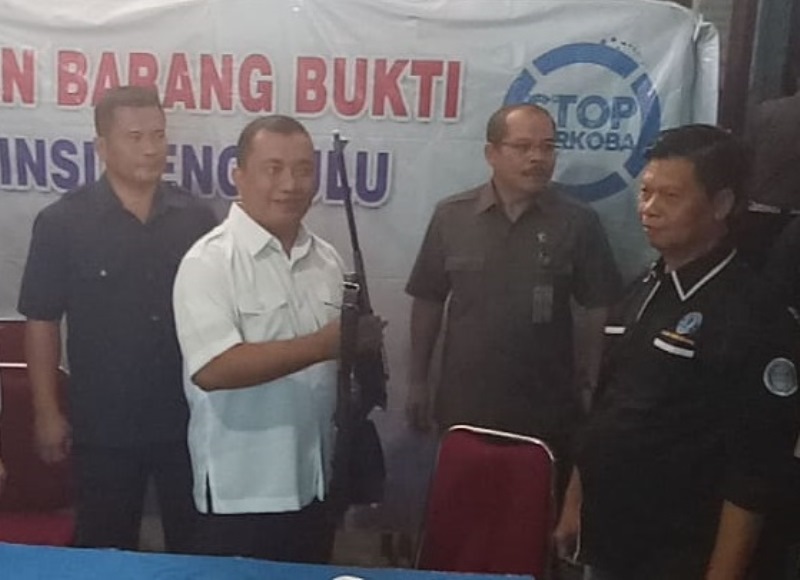 Polda Buru Pemilik Senpi Temuan BNNP