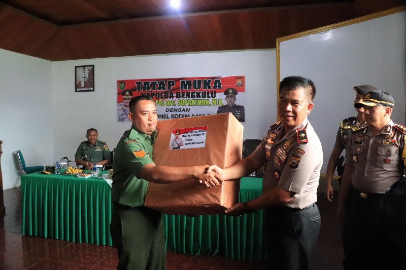 Jaga Sinergitas TNI-Polri