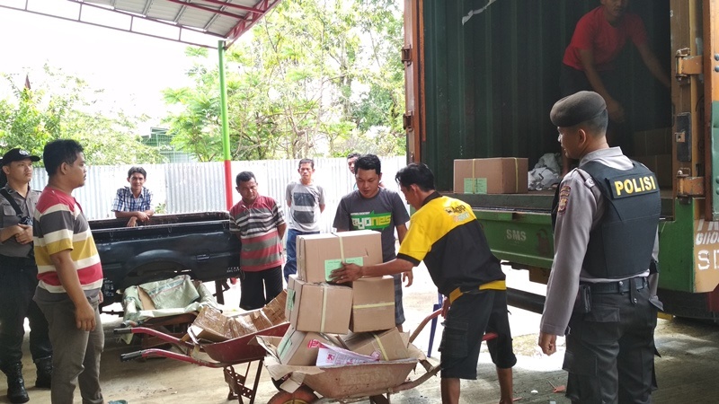 Surat Suara Tiba di Gudang KPU