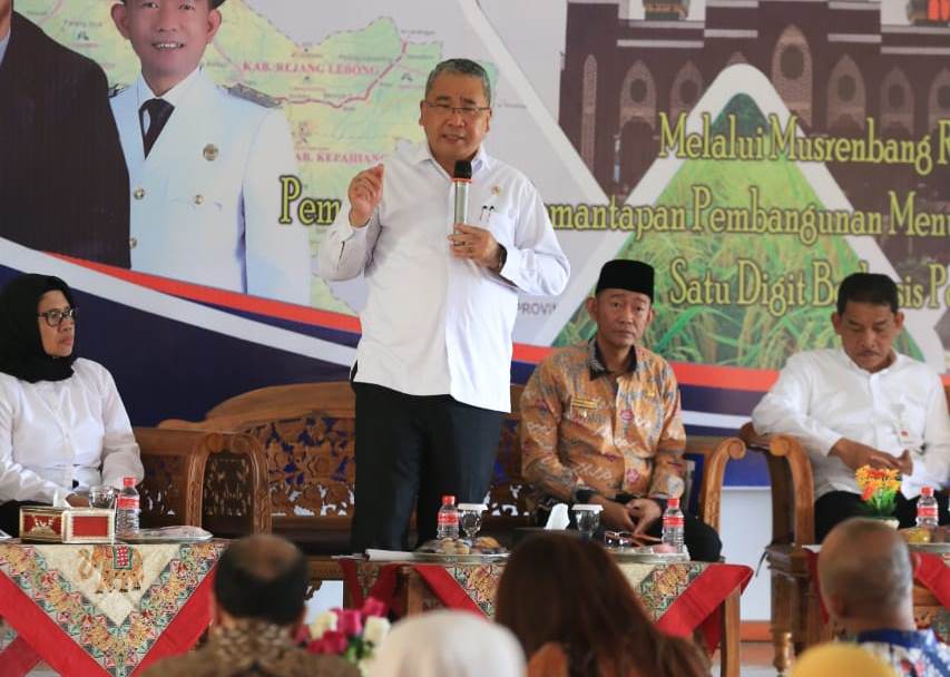 Mendes PDTT: Masyarakat Dilibatkan Berpartisipasi Dalam Perencanaan Pembangunan Kabupaten Lebong