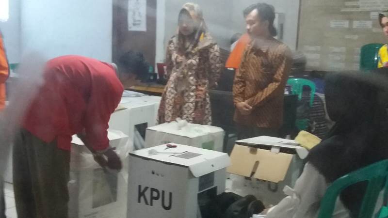 Pleno PPK, Saksi Partai WO