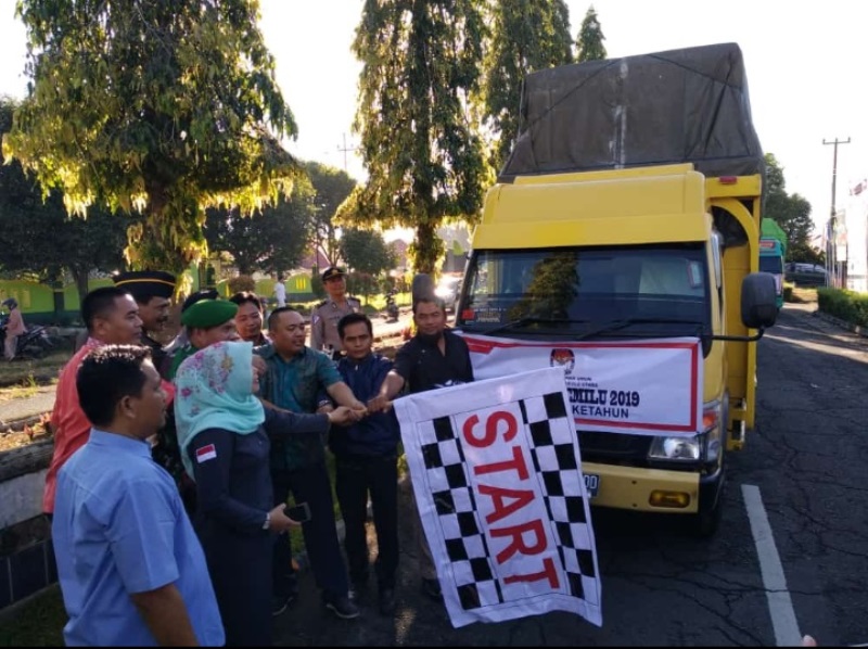 21 Truk, Angkut Logistik Pemilu