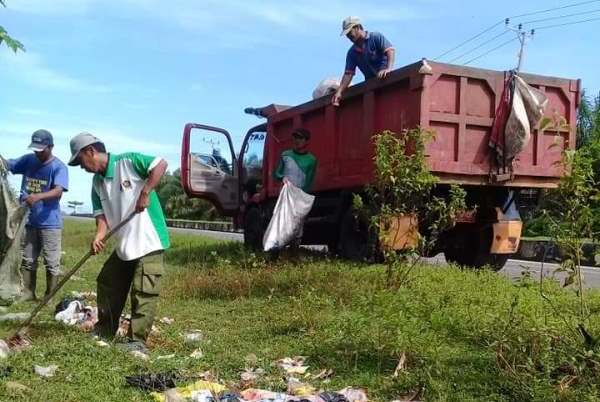 Usai Pemilu, Sampah Kembali Berserakan