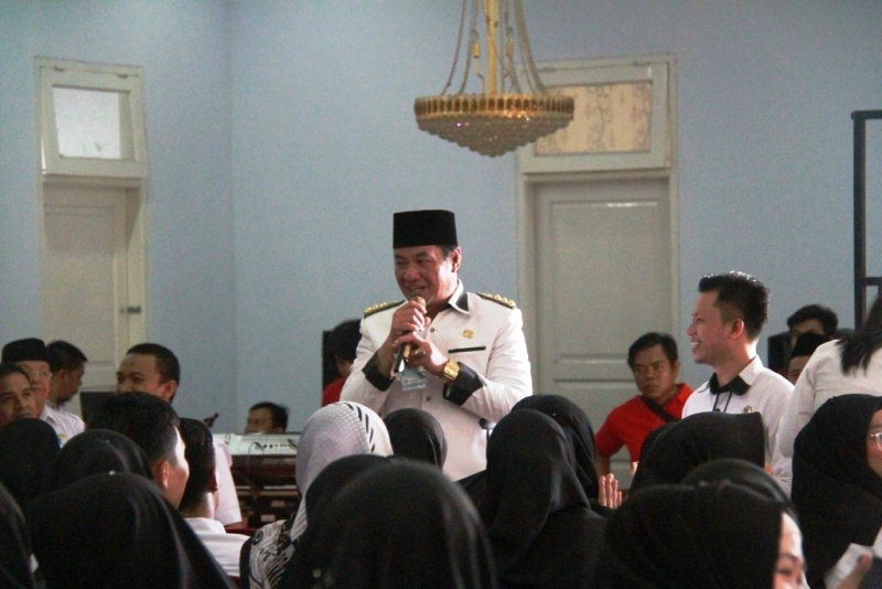 Ciptakan Suasana, Kekeluargaan