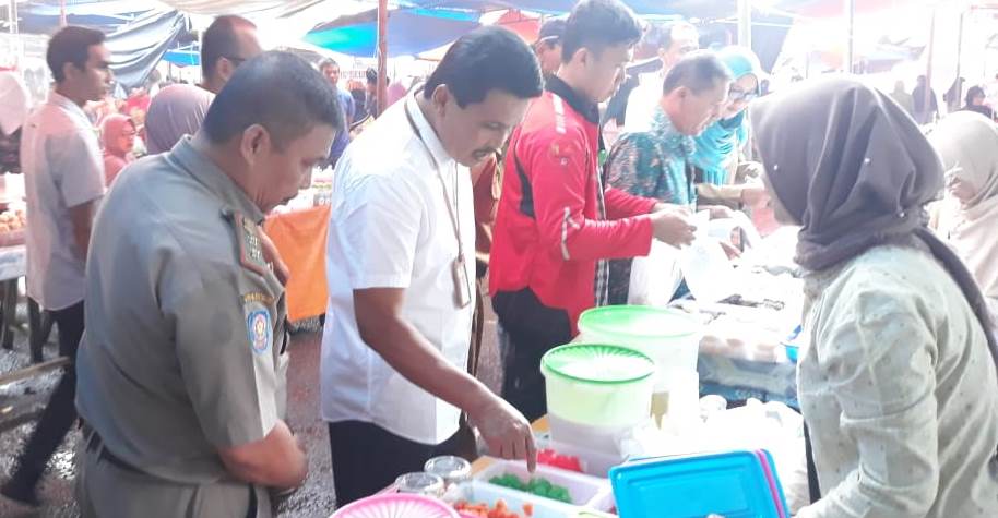 BPOM Cek Pasar Kaget Arga Makmur