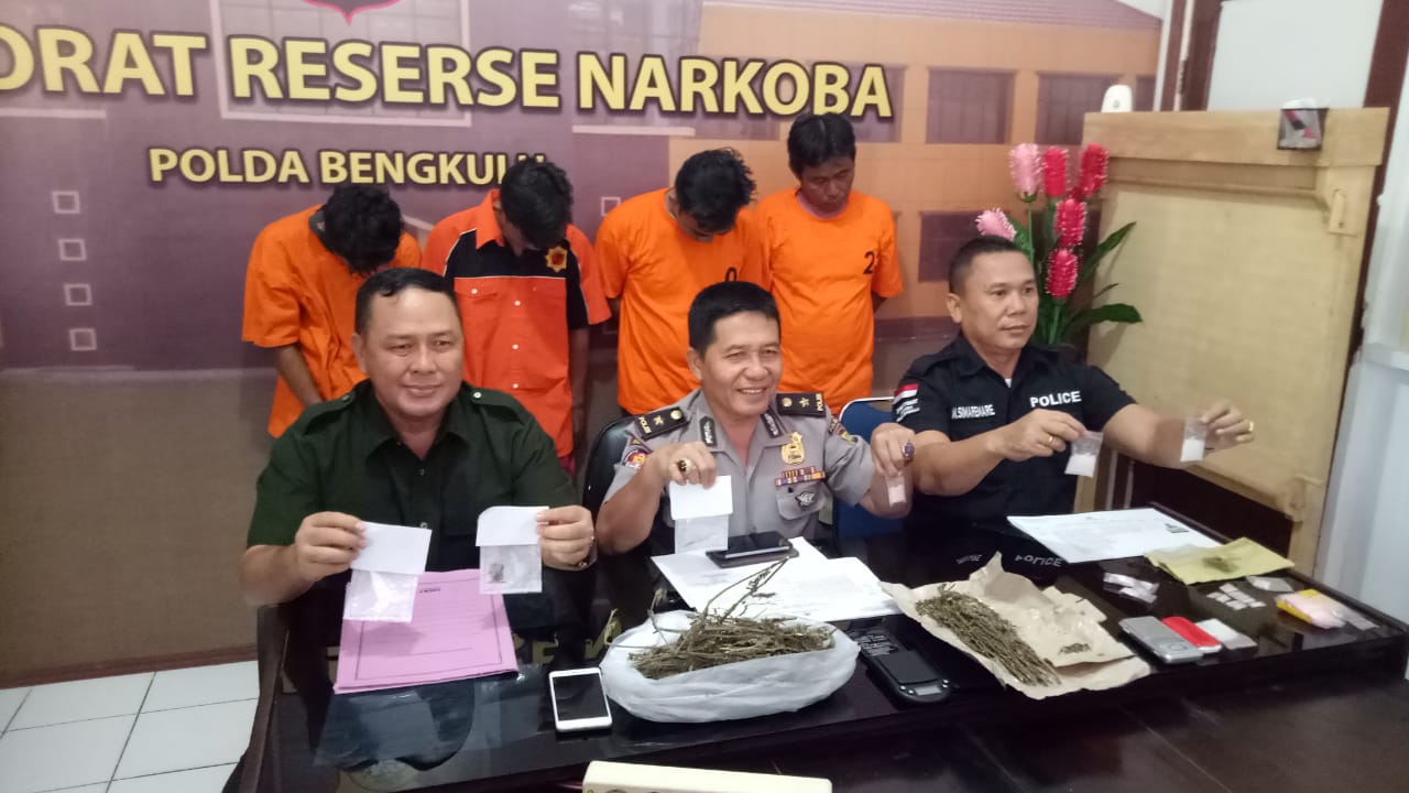 Polda Bengkulu Bekuk 4 Tersangka Pengedar Narkoba