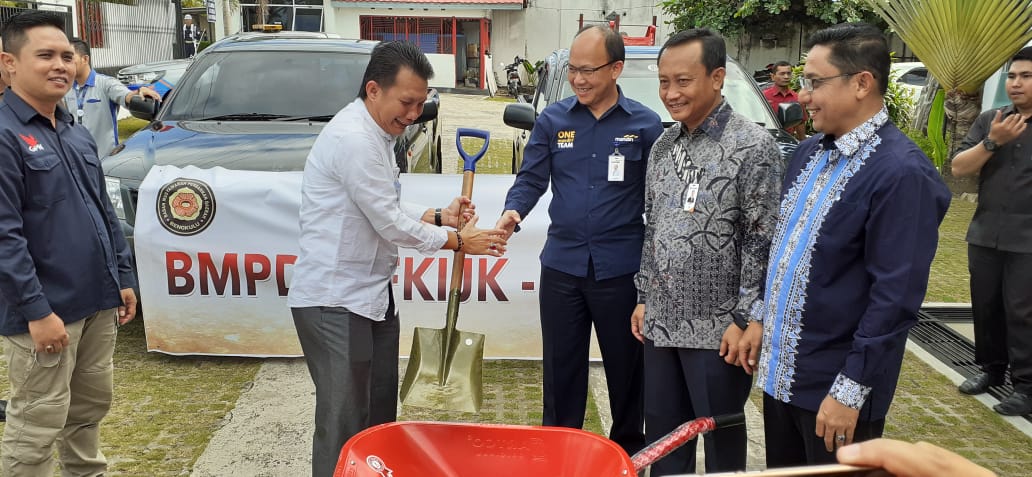 BMPD dan FKIJK Beri Bantuan Banjir