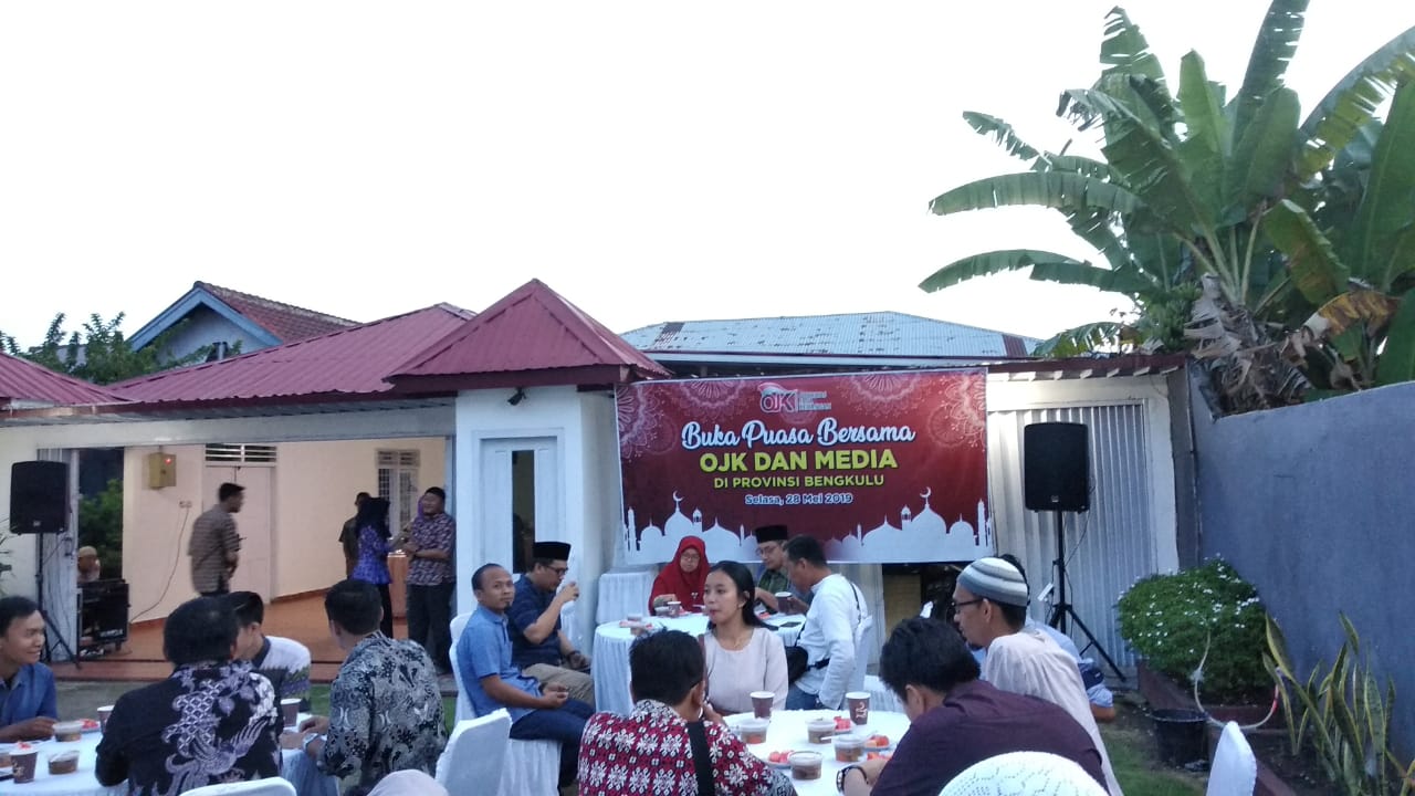 Bukber, OJK Bengkulu Ajak Wartawan Pahami Laporan Industri Keuangan