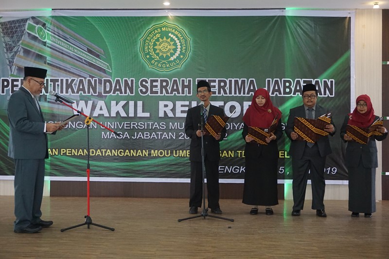 Empat Wakil Rektor UMB Dilantik