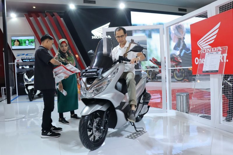 Paling Diminati, Honda PCX Dominasi Penjualan AHM di Telkomsel IIMS
