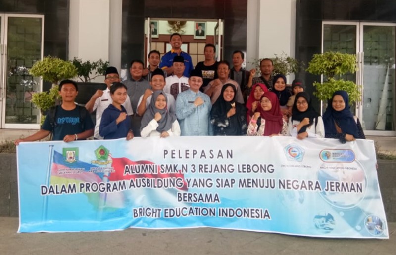 Sekda Lepas Peserta Program Ausbildung