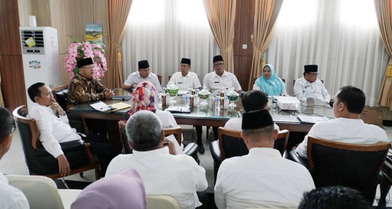 Juli, Pantai Panjang Mulai Dibangun