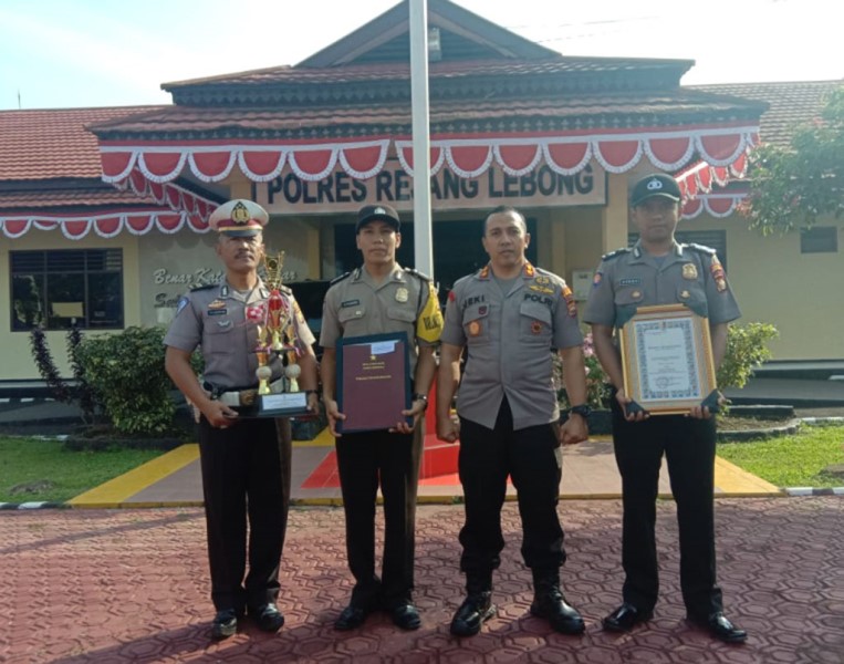 Anggota Polres Rejang Lebong Raih Penghargaan Kapolri