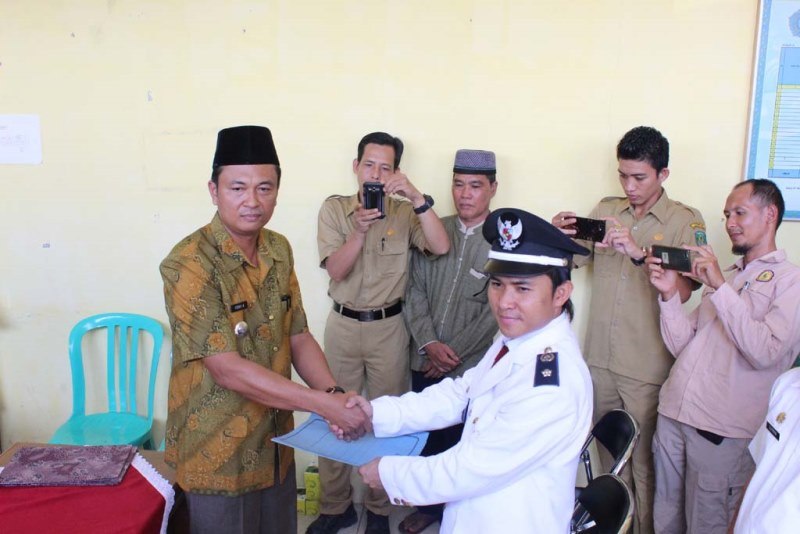 Usai Dilantik, Kades Langsung Mundur