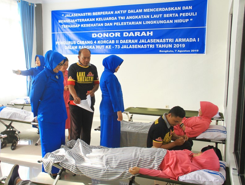 Donor Darah Sambut HUT Jalasenastri ke-73