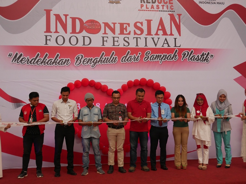 Sambut HUT ke-74 RI, BenMall Gelar Indonesian Food Festival